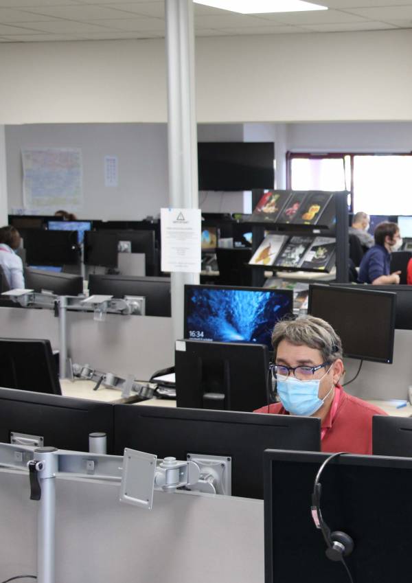 ESDI - Conseiller Hotline.jpg ESDI - Conseiller Hotline.jpg